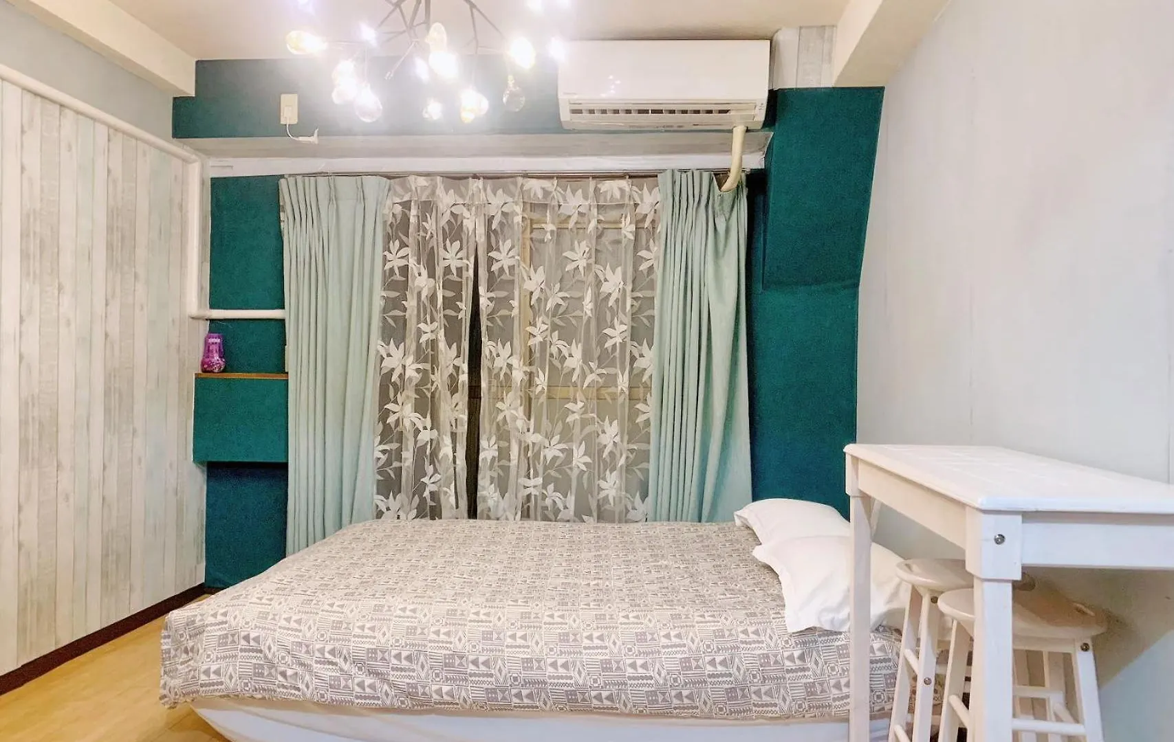Shinjuku Oasis: Subway-Adjacent with High-Speed WiFi Apartment Tokyo Japan